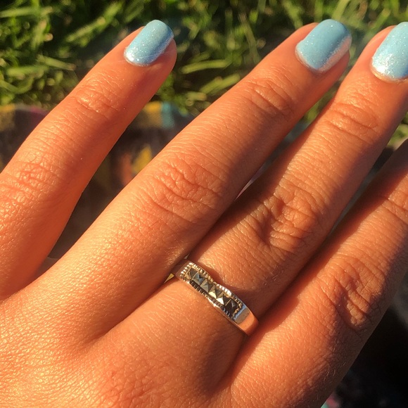 Hematite + Sterling Silver Ring 🌚 - Picture 1 of 3